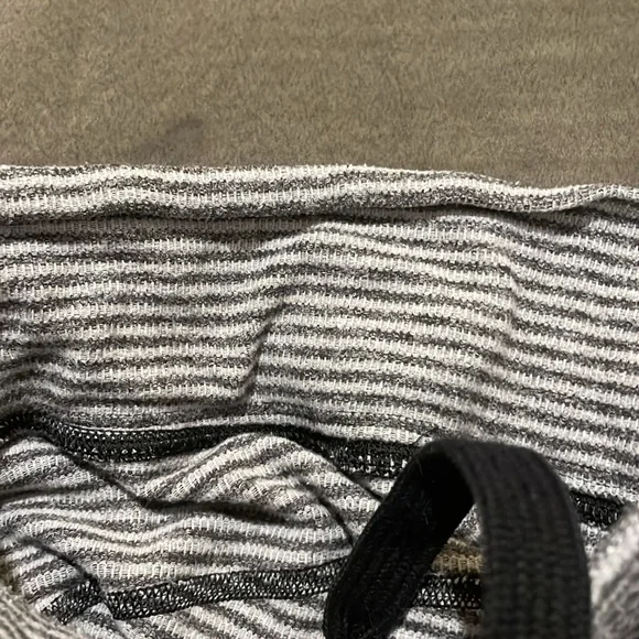 Lululemon Base Runner Joggers - Picture 7 of 8